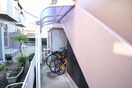 駐輪場 マンション 林檎の樹