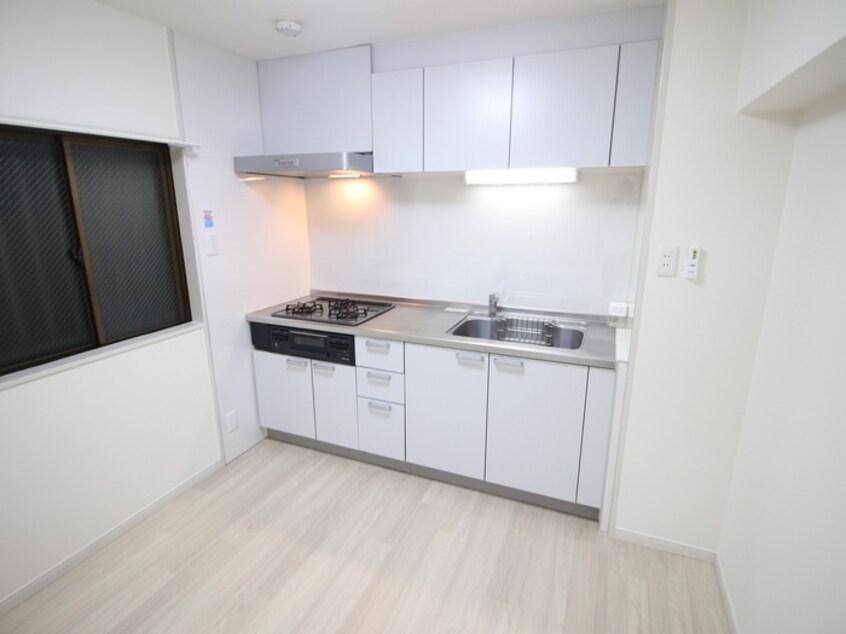 キッチン サンハイツ小幡