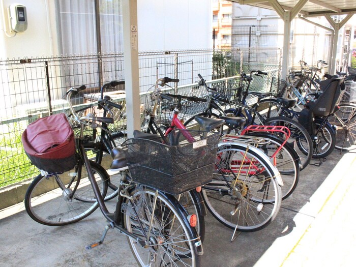 駐輪場 シティ・ライフ植田西