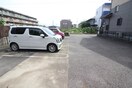 駐車場 四季　雅