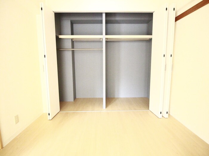 収納 シティ－ハイツ石原