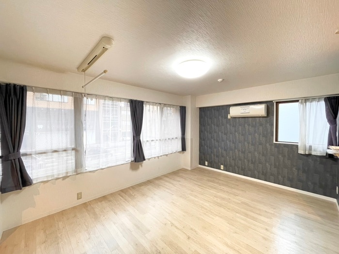 居室 ﾛｲﾔﾙﾉﾀﾞ