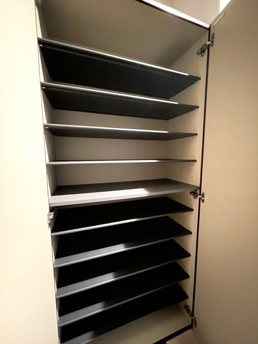 靴箱 ﾛｲﾔﾙﾉﾀﾞ