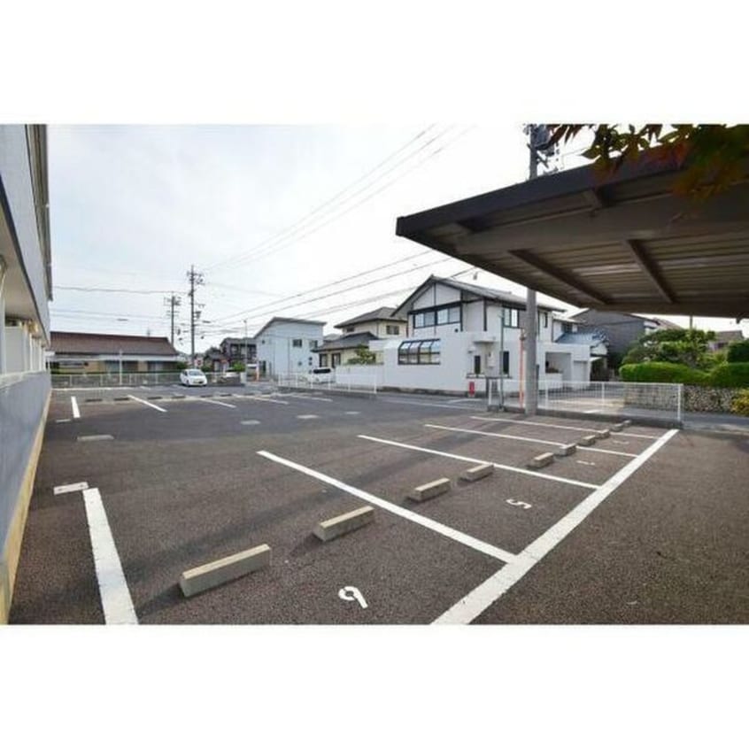 駐車場 Slow Heights