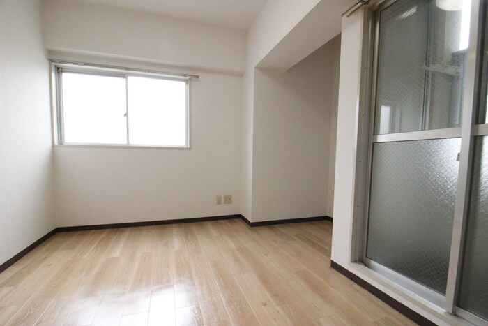 居室 ア－クハウス中切