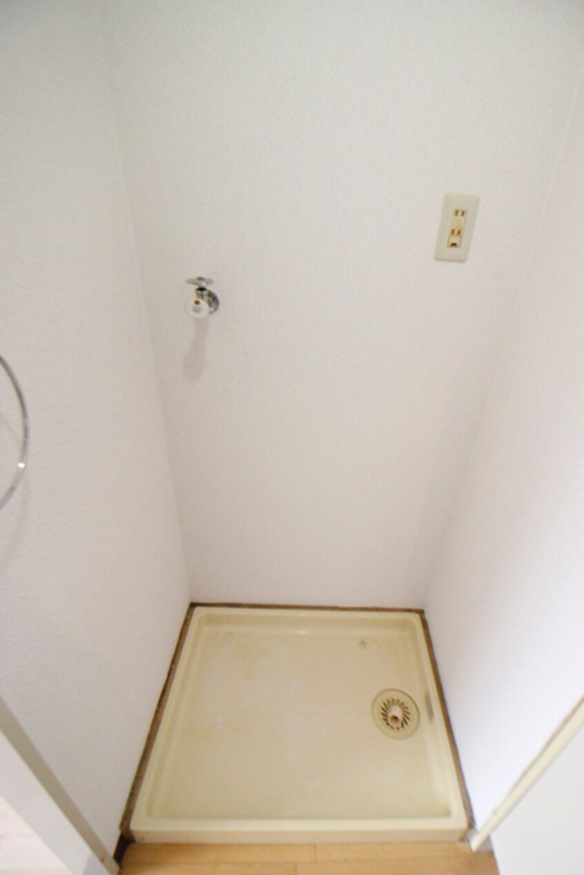 洗濯機置場 ア－クハウス中切