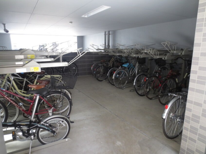 駐輪場 S-FORT鶴舞marks