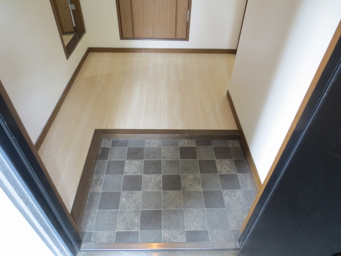 玄関 ロワ・ヴェール瑞穂