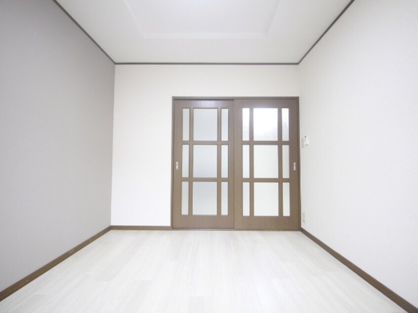 居室 ヴィラ上小田井壱番館
