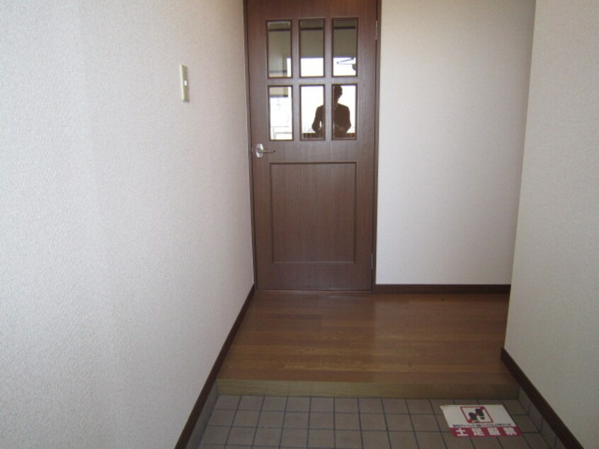玄関 ヴィラ上小田井壱番館