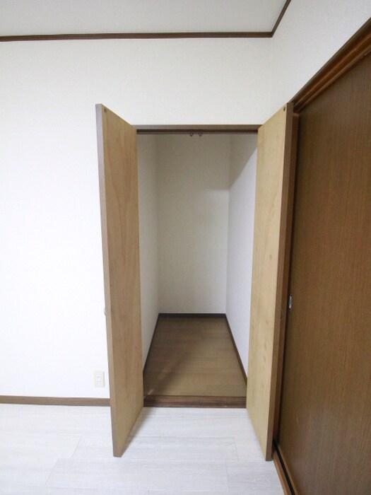 収納 ヴィラ上小田井壱番館