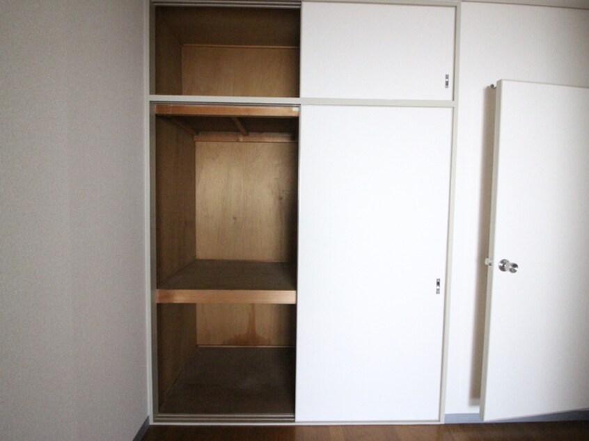 収納 エスポワール大成