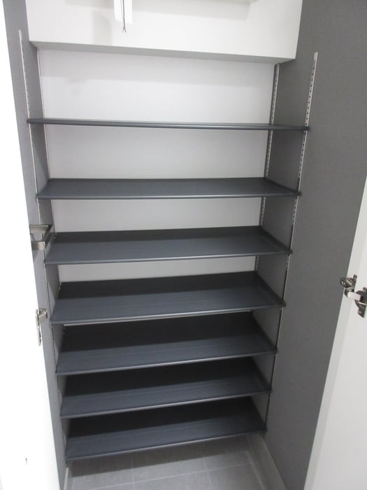 靴箱 CORNES HOUSE NAGOYA