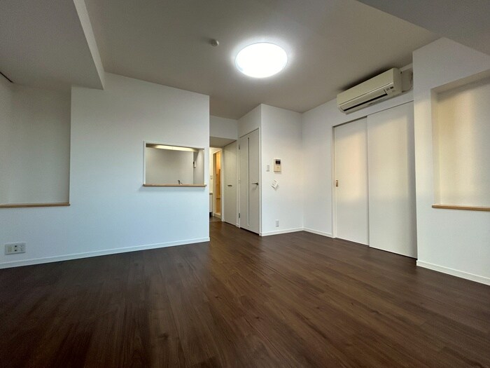 居室 CORNES HOUSE NAGOYA