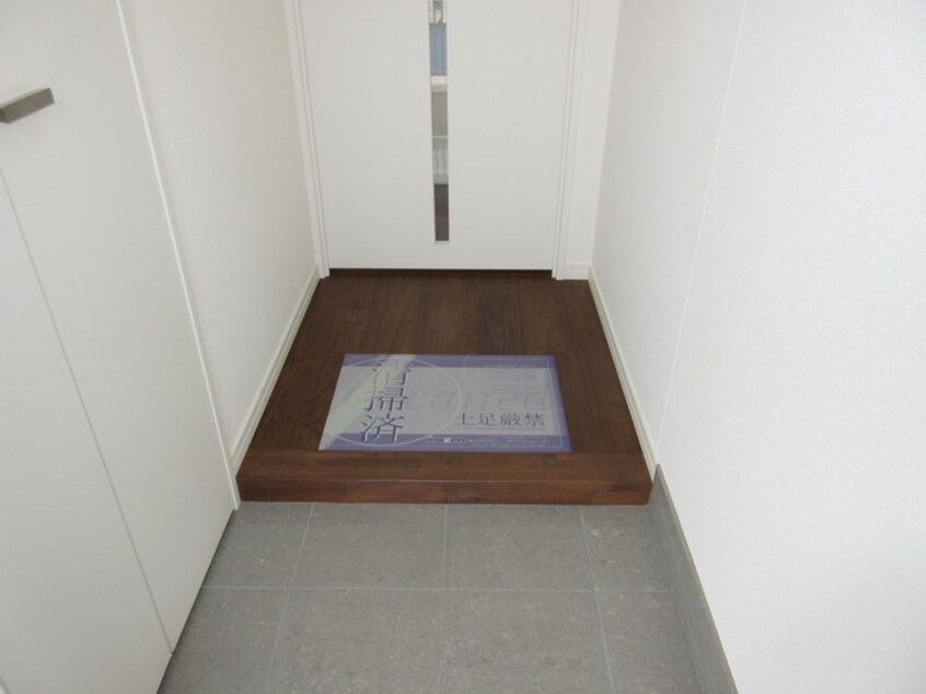 玄関 CORNES HOUSE NAGOYA