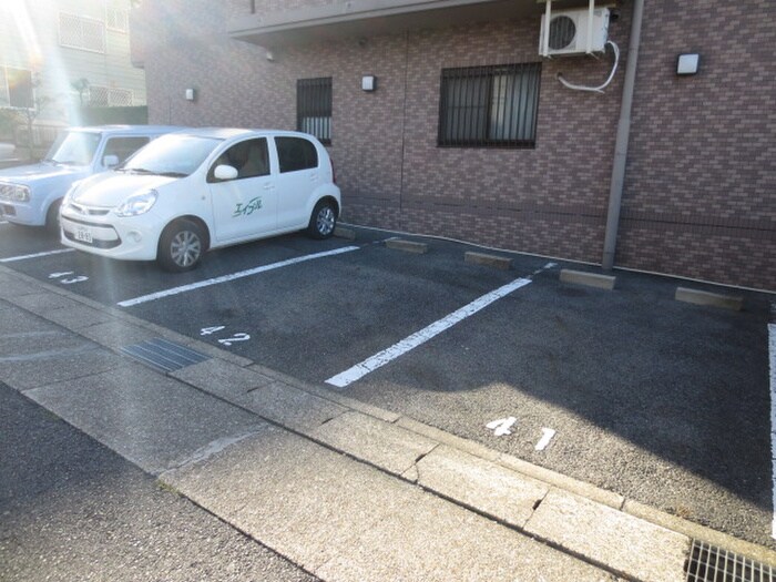 駐車場 ネオハイツ平針南