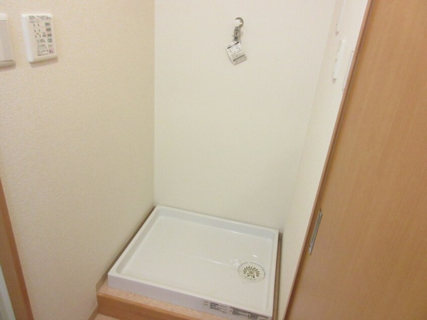 洗濯機置場 ラピス・ラズリ