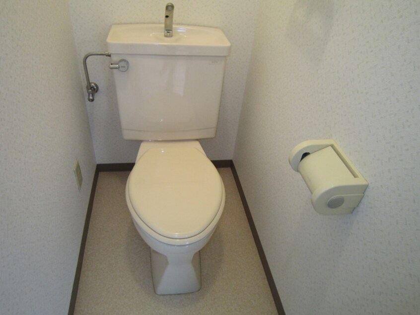 トイレ ＭＩＮＤ　ＣＯＵＲＴ　神宮