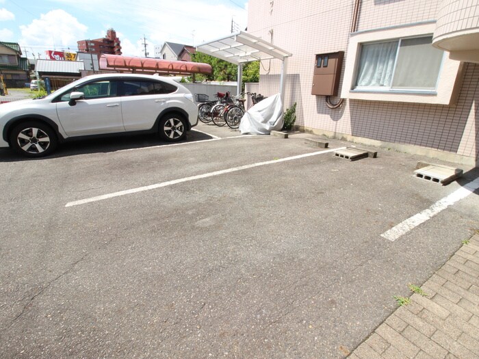 駐車場 サンハイツ河合