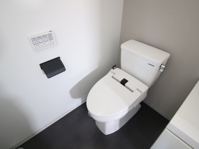 トイレ LeGioieささしまライブ駅2