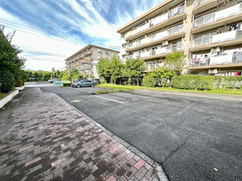 駐車場 サンハイツ鍋屋上野7棟（504）