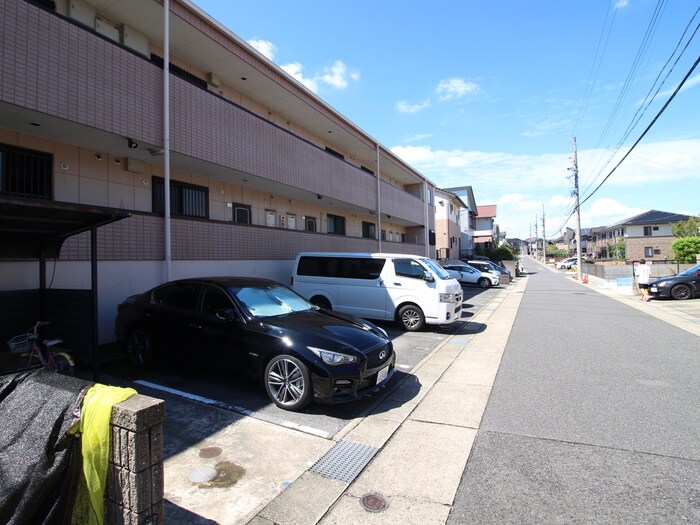 駐車場 フォレスタ神ノ倉