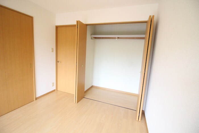 収納 フォレスタ神ノ倉