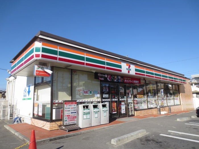 セブンイレブン(コンビニ)まで120m メゾンＫ