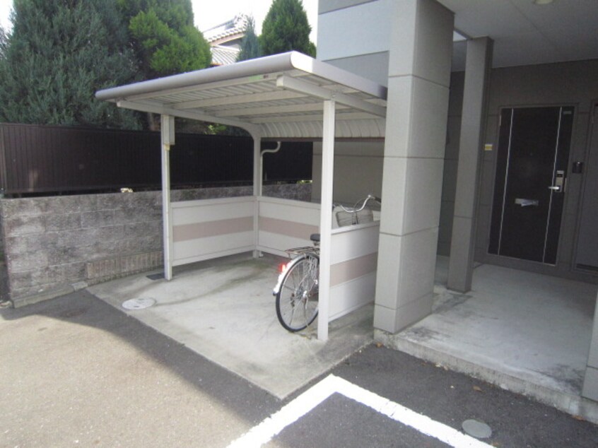 駐輪場 ブライトＡ