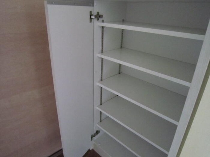 靴箱 シャトーアンドホテル名駅南Ⅱ