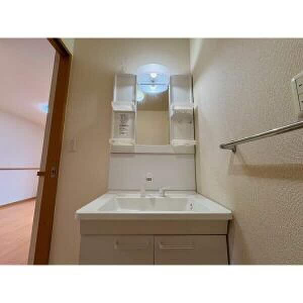 洗面 ヴィラシャンテ