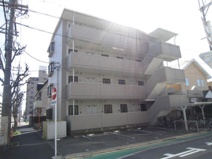 外観写真 リノバス名港