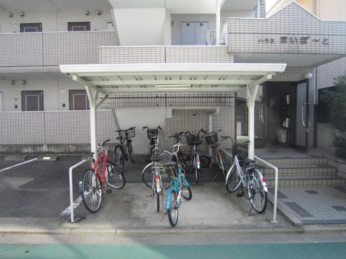 駐輪場 リノバス名港
