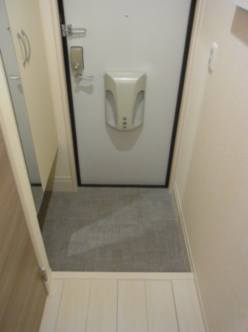 玄関 ラポーゼ絆