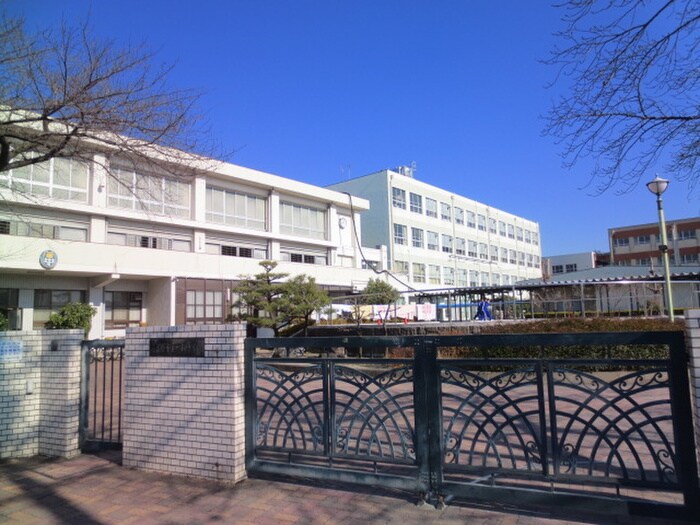 一柳中学校(中学校/中等教育学校)まで1330m ナカソウマンション