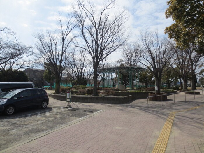 中央公園(公園)まで150m サウンドライフ