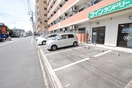 駐車場 ド－ル六番町
