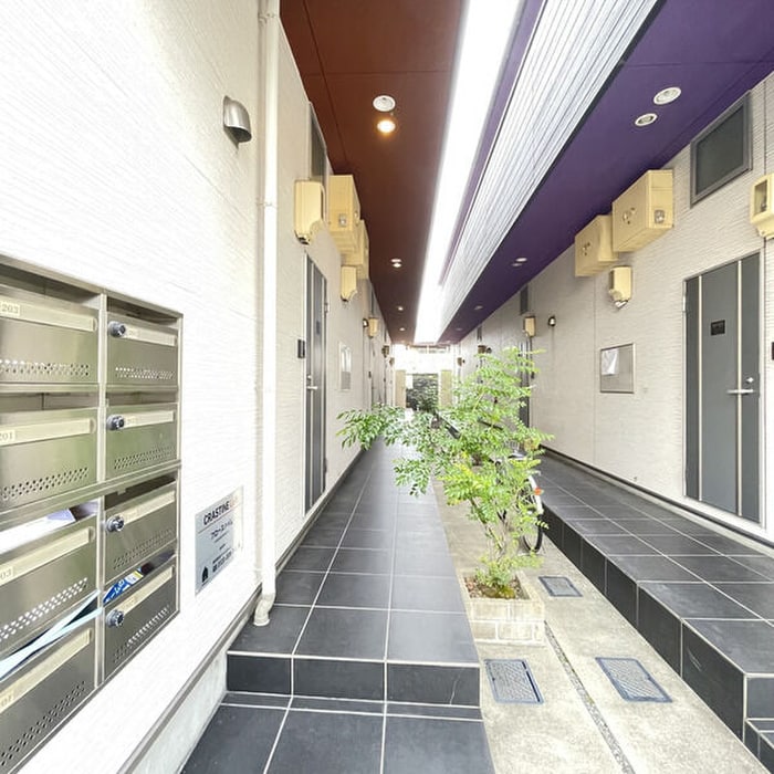 エントランス部分 フロースハイム