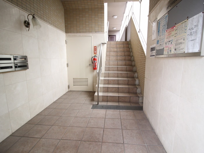 エントランス部分 コンラッド