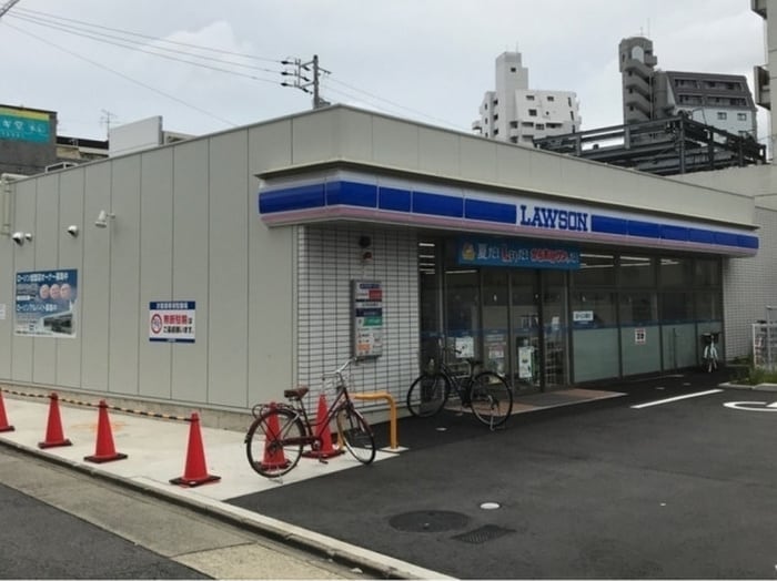 ローソン(コンビニ)まで160m Lancia Heian