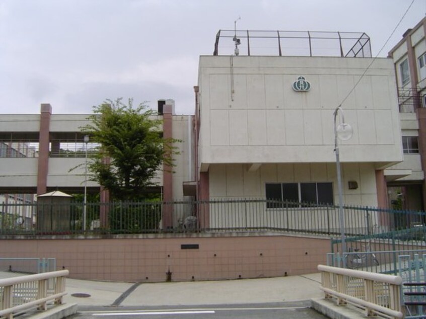 名古屋市立見付小学校(小学校)まで1820m 東山元町ハウス