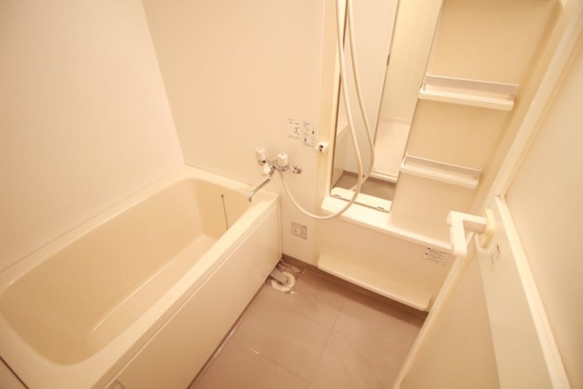 バス／シャワールーム等 セレーサ