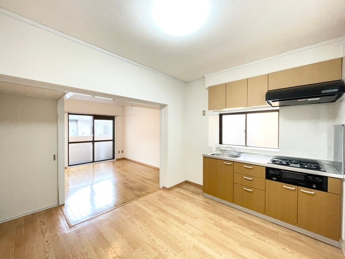 居室 ロイヤル浅野