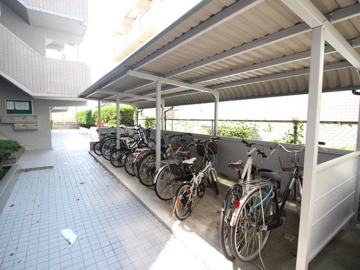 駐輪場 レジデンスα
