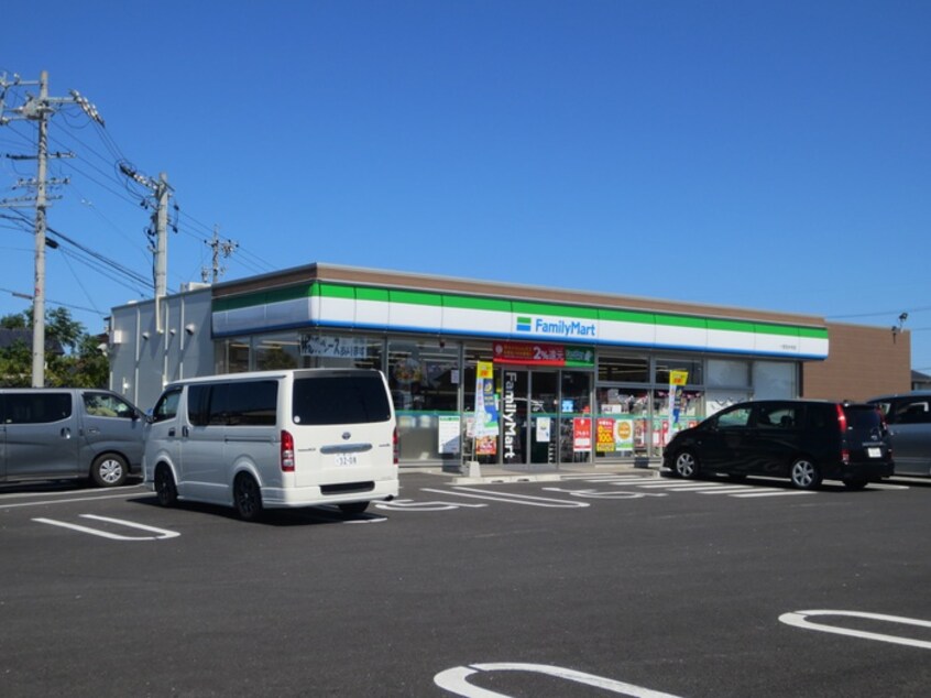 ファミリーマート(コンビニ)まで586m ステ－ジマノン