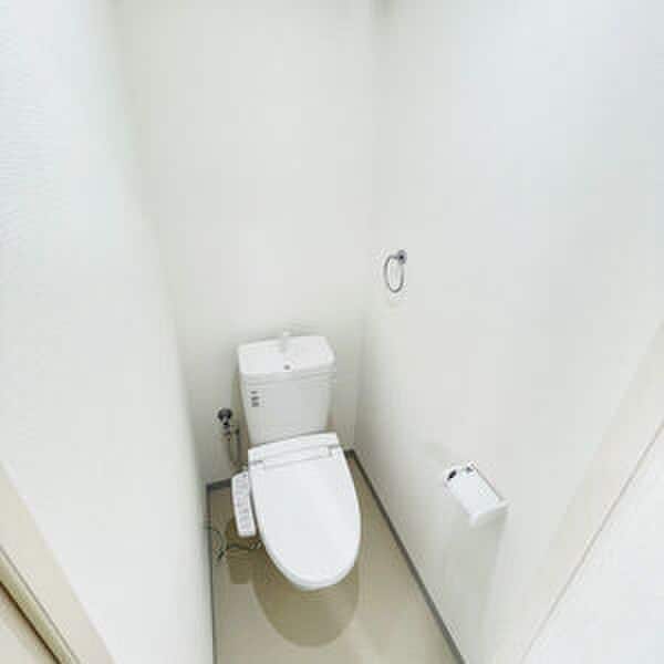 トイレ axis sakura