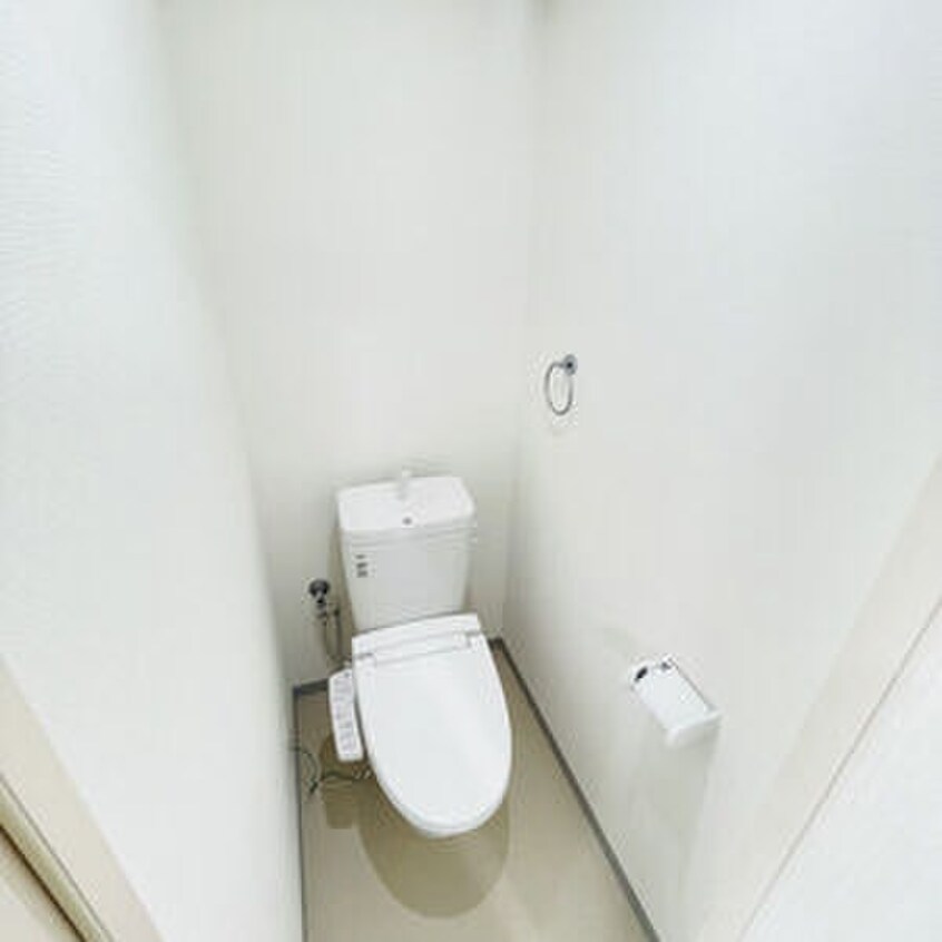 トイレ axis sakura