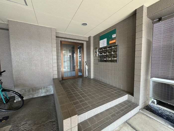 エントランス部分 カームダウン平安