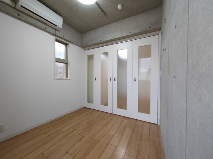 居室 アーバン栄