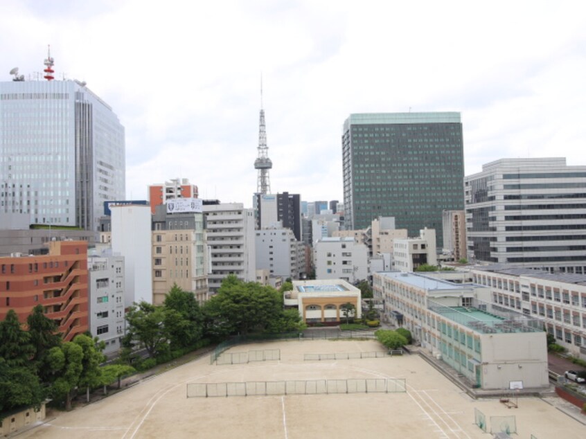 室内からの展望 アーバン栄